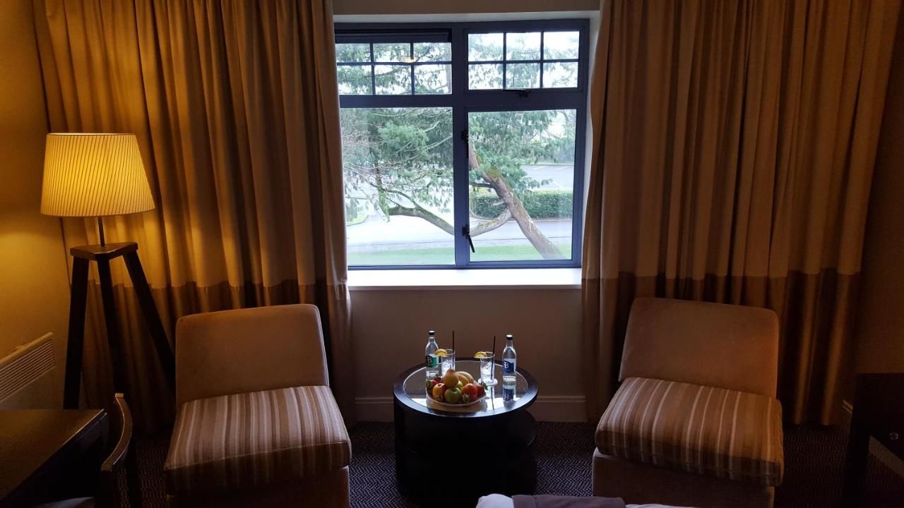 Отель Shamrock Lodge Hotel Атлон