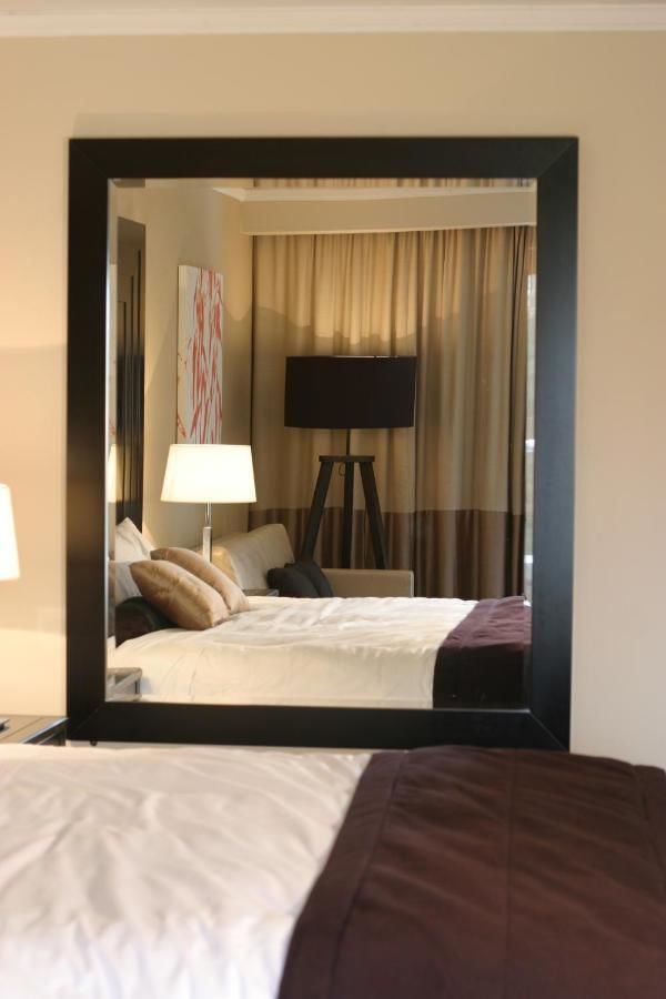 Отель Shamrock Lodge Hotel Атлон