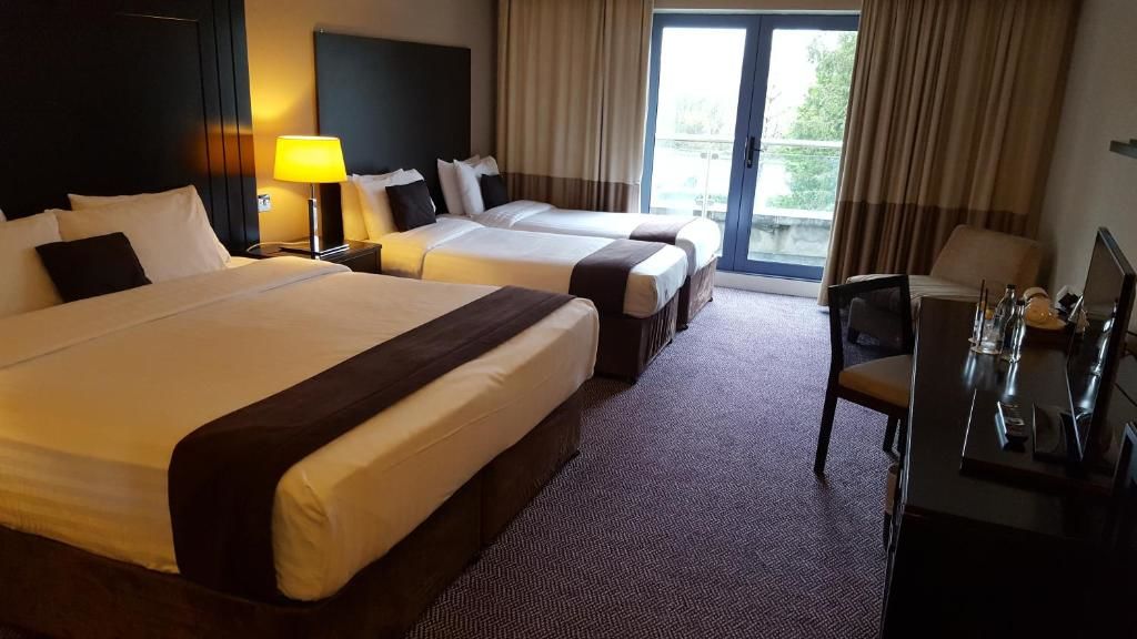 Отель Shamrock Lodge Hotel Атлон-30